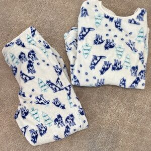 Ca and Jack Cozy Fleece Pajama Set with Husky Print- size 12/14